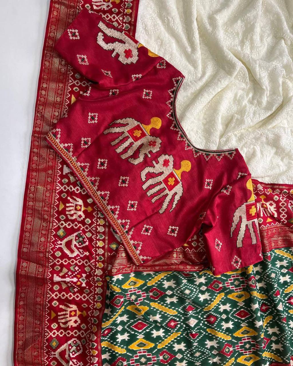 Wedding Wear Special Foil Printed White Color Saree