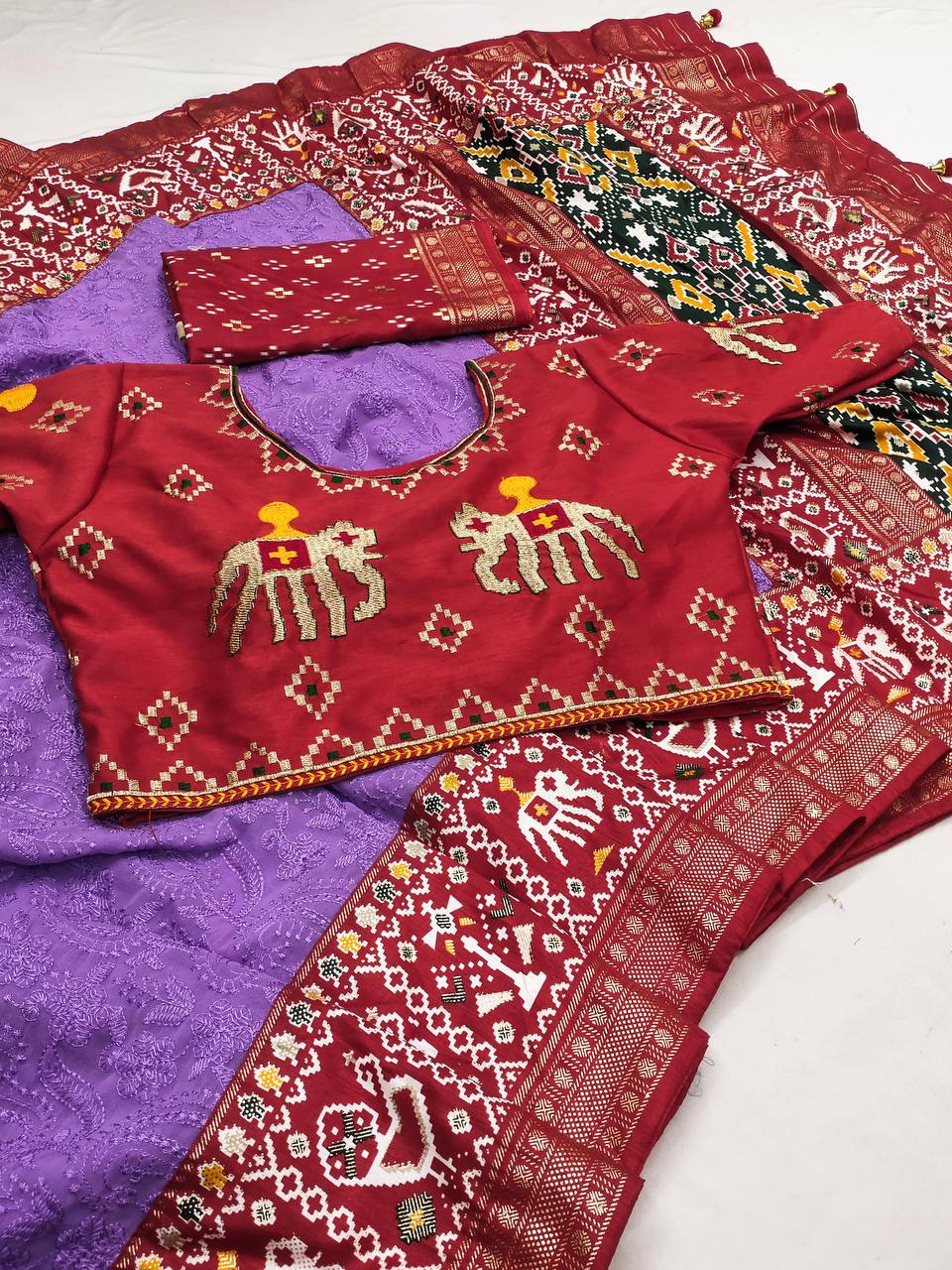 Wedding Wear Special Foil Printed Lavender Color Saree