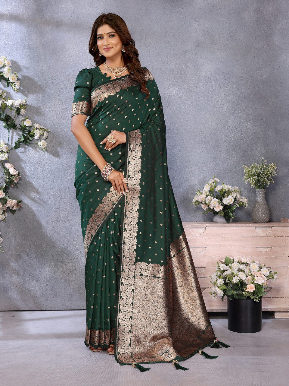 Green Color Traditional Banarasi Silk Rich Pallu Saree