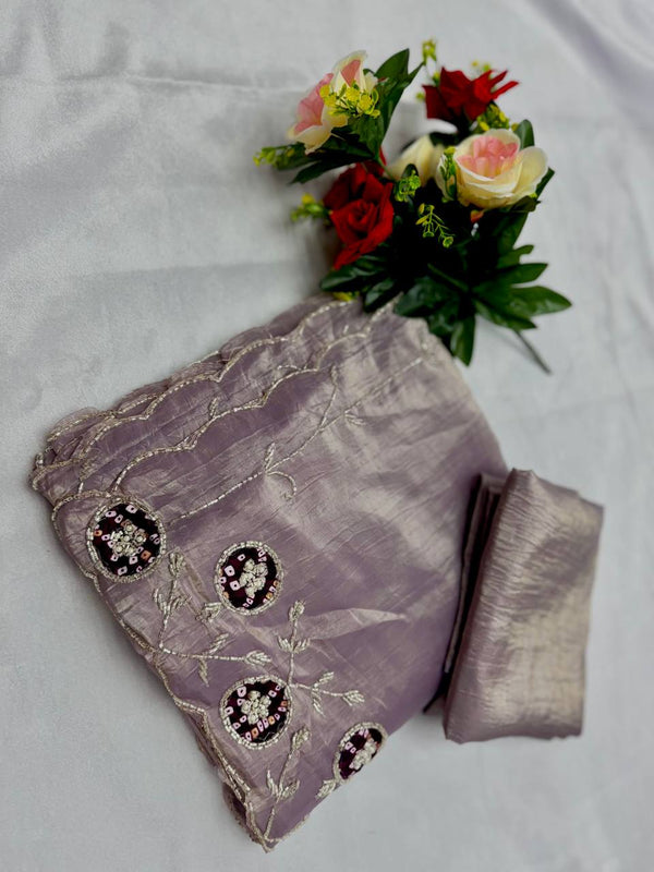 Pretty Gold Crush Onion Color Saree